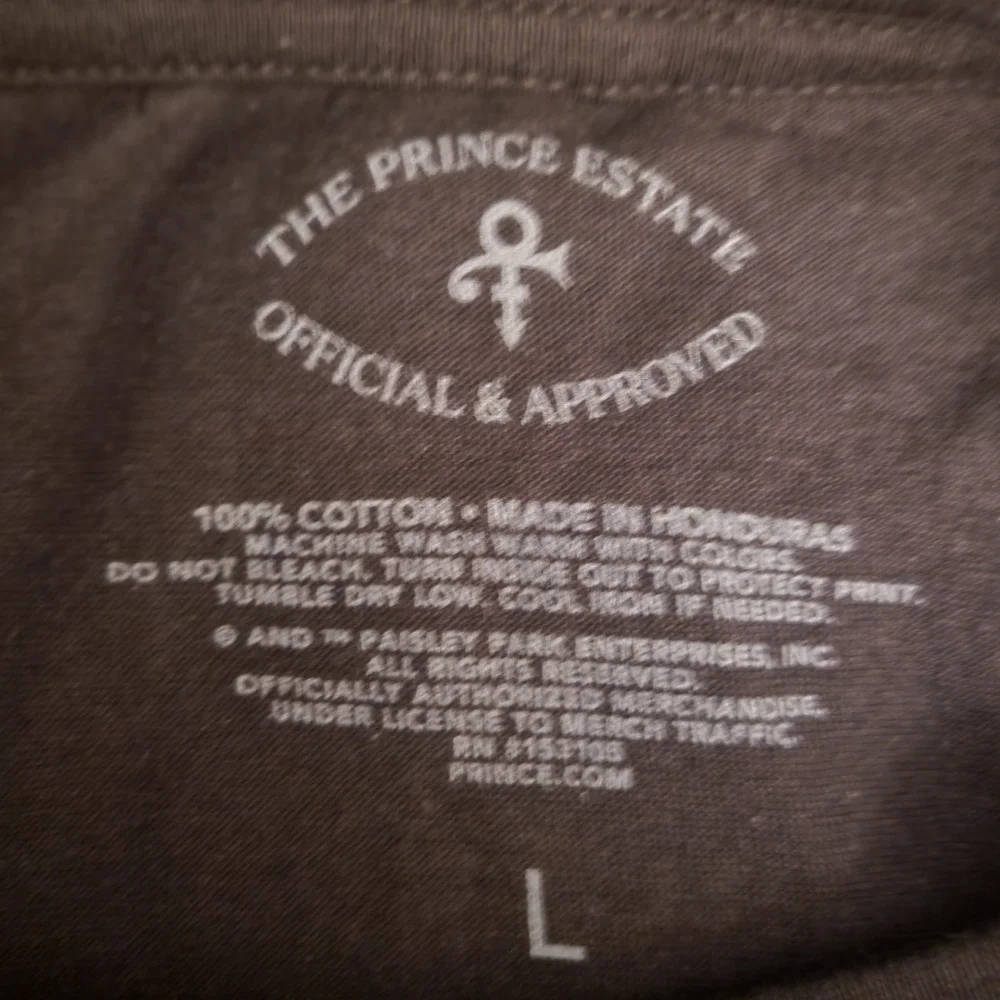 Purple Rain Cover T-Shirt - Picture 3 of 4